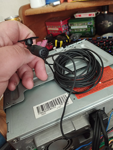 Pioneer Avic-f10BT (5 foto / 10)