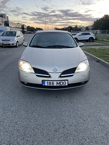 Nissan Primera 1.8 85kW (8 foto / 8)