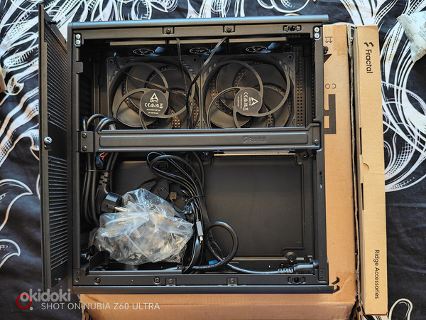 Fractal Design Ridge mITX korpus + 5x Arctic ventilaatorit