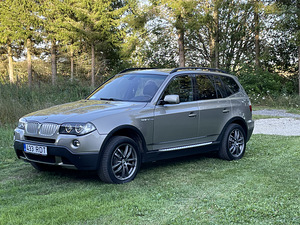 BMW X3 3.0 sd 210kw (2 foto / 12)