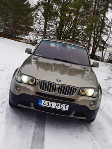 BMW X3 3.0 sd 210kw (1 foto / 12)