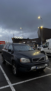 Volvo xc90 (1 foto / 3)