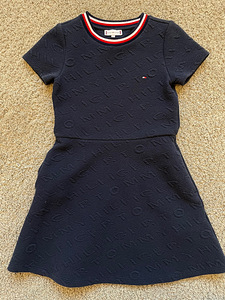 Kleit Tommy Hilfiger 116 (1 foto / 3)
