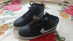 Uued Nike k/s botased s 41 (1 foto / 1)