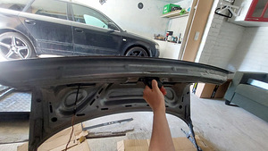 Audi 80 B4 pagasnikuluuk (4 foto / 4)