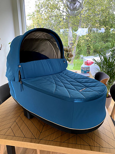 Cybex Priam Lux Carry Cot / люлька