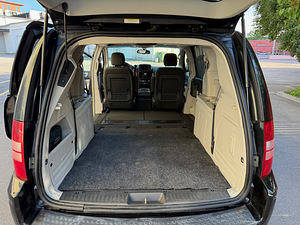 CHRYSLER GRAND VOYAGER (5 foto / 15)