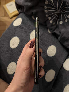 iPhone X 64GB Must (3 foto / 3)
