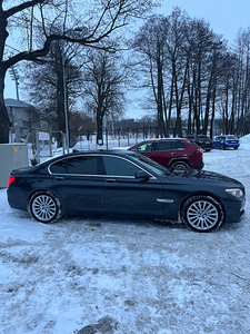 BMW 740d 3.0 225kW (4 foto / 15)