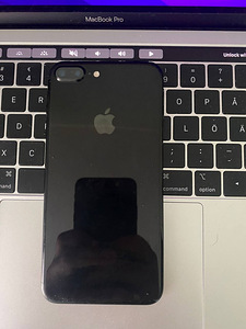 iPhone 7 Plus JetBlack 128 ГБ (3 фото из 3)