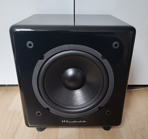 Aktiiv-subwoofer (6 foto / 10)