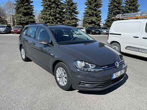 Прокат автомобилей (2 фото из 3)