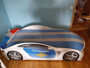 Детская кровать (3 фото из 6)
