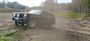 Jeep Cherokee 2,5TDI 4x4 (5 foto / 8)