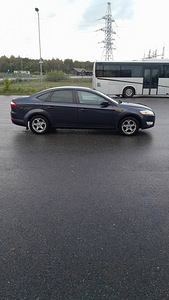 Ford Mondeo (6 фото из 8)