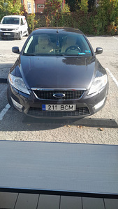 Ford Mondeo (8 фото из 8)