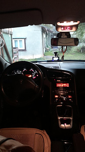 PEUGEOT 5008 1.6 БЕНЗИН 2011 (7 фото из 15)