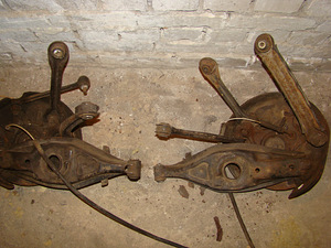 Mercedes S124, 2,5 D vedrude komplekt (6 foto / 10)