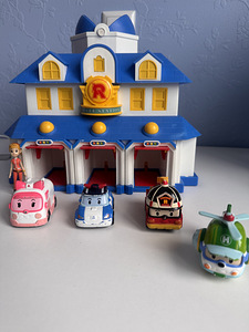 Robocar Poli, Robocar Poli autod ja maja (1 foto / 8)