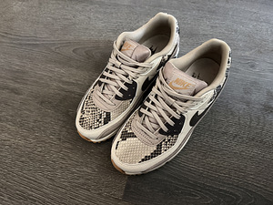 Nike Air Max 90 SE, 37,5 (3 фото из 5)