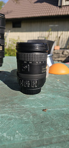 Nikon D7000 + дополнительные аксессуары (5 фото из 8)