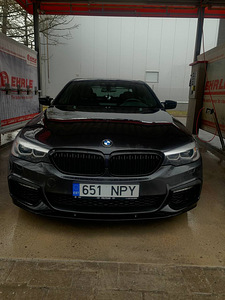 BMW 530i xDrive M-Pakett Shadowline (4 foto / 8)