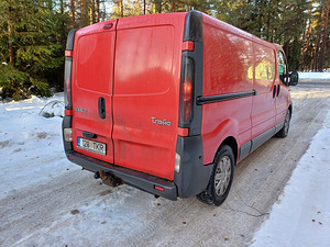 Renault Trafic Long 1,9td 74kw (3 foto / 7)