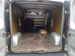 Nissan Primastar Long 1,9td 74kw (5 foto / 9)