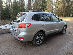 Hyundai santa-fe 2,2td (3 foto / 10)