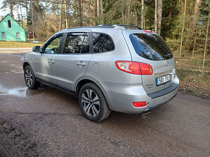 Hyundai santa-fe 2,2td (4 foto / 10)
