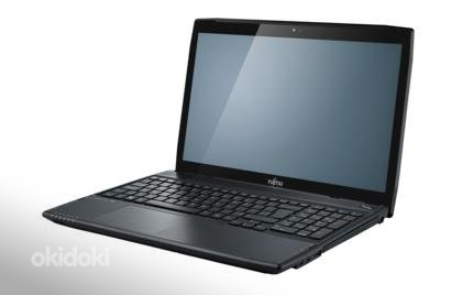 Fujitsu LifeBook AH564 8GB 256 SSD Touchscreen (foto #2)