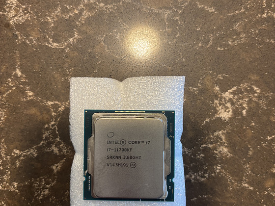 Процессор Intel i7-11700KF