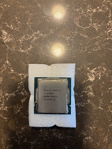 Процессор Intel i7-11700KF (1 фото из 1)
