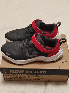 Кроссовки Nike, размер 30 (3 фото из 4)