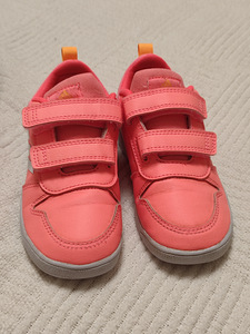 Adidas tossud, suurus 27 (4 foto / 4)