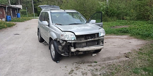 Nissan xtrail (9 фото из 9)