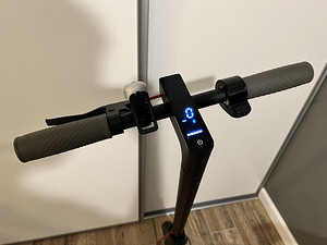 Xiaomi elektriline tõukeratas (2 foto / 3)