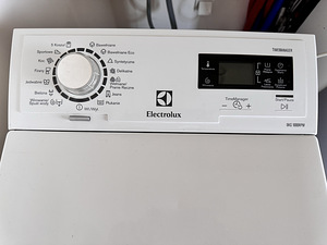 Pesumasin Electrolux (2 foto / 3)