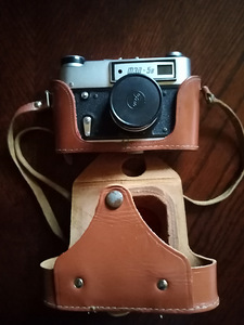 Фотоаппарат ФЭД 5в. (2 фото из 6)