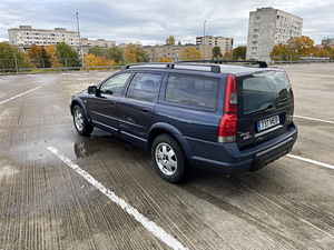 Volvo V70XC Cross country (4 foto / 9)