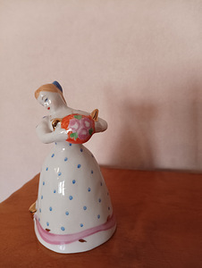 Kujuke Dulevo Noor daam kassiga (4 foto / 5)