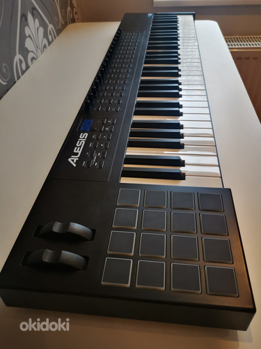 ALESIS VI61 (MIDI klaver, keyboard)