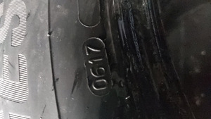 Müüa 215/55/17 Bridgestone naastrehvid (1 foto / 2)