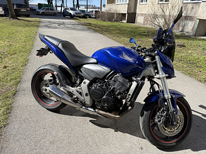 Honda Hornet (2 foto / 10)