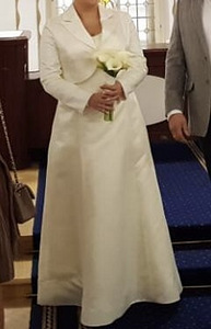 Свадебное платье size 42