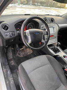 Ford mondeo (6 foto / 7)
