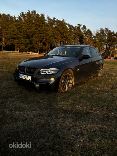 BMW 330d (фото #1)
