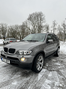BMW x5 3.0 facelift (3 foto / 12)