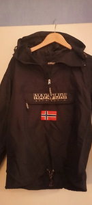 Napapijri jakk (1 foto / 1)