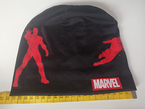 Шапка и шарф-труба MARVEL (2 фото из 3)